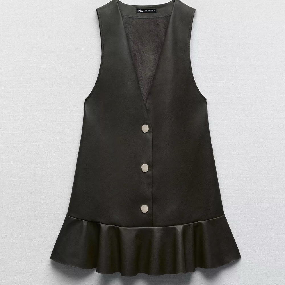 Zara Ruffled Sleeveless Dress with Button Accents